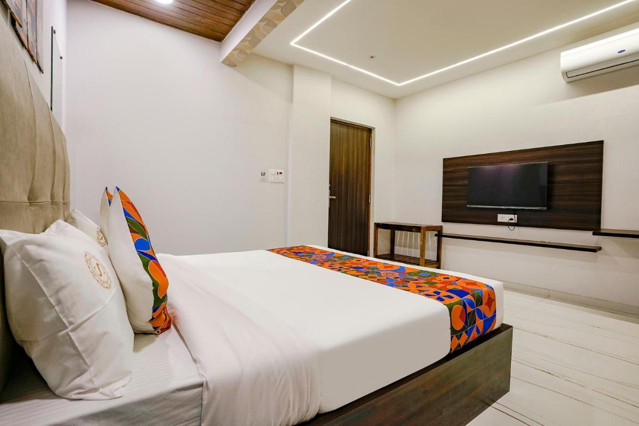 Fabhotel Swaraj Shirgaon  ภายนอก รูปภาพ