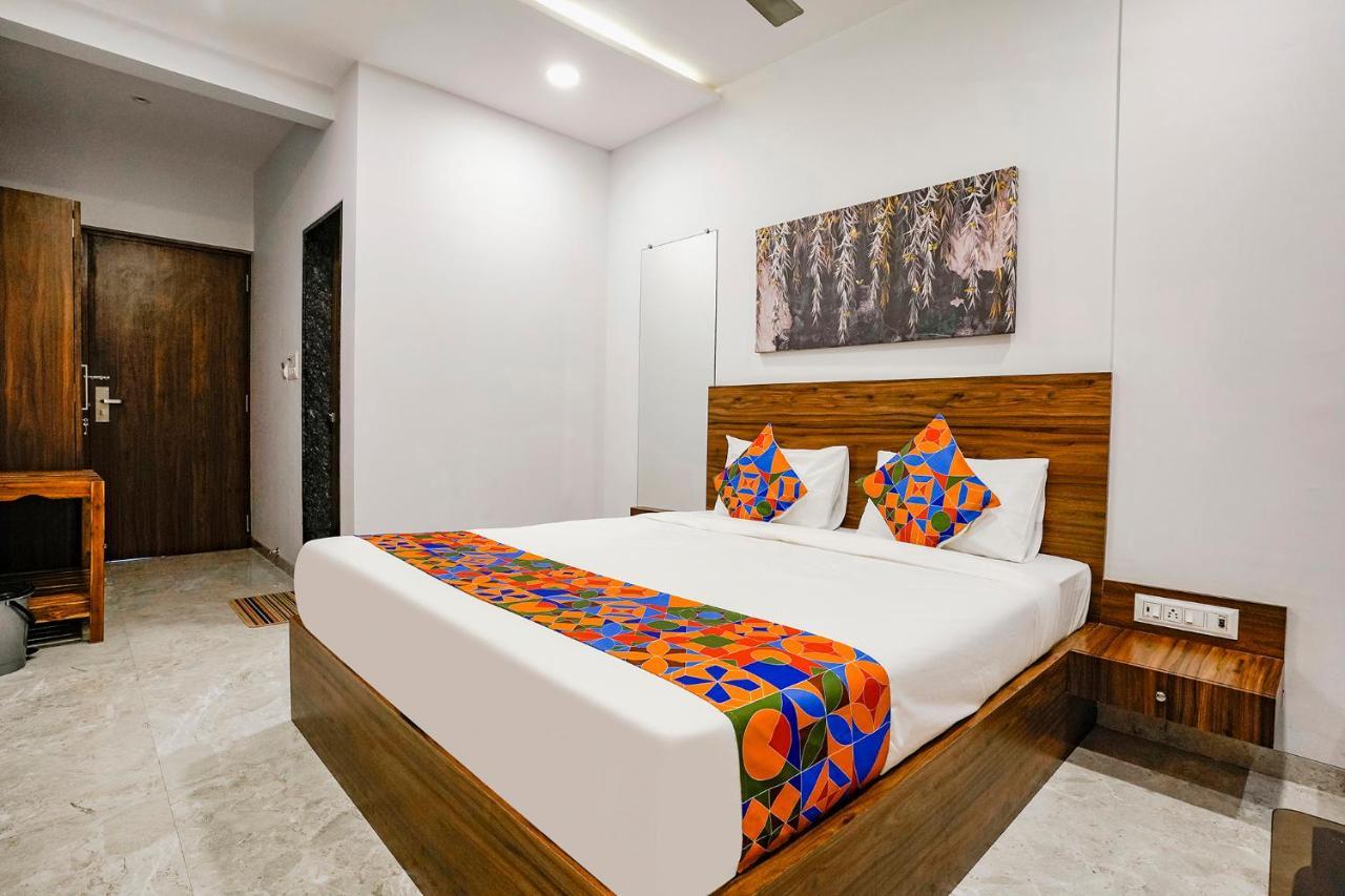 Fabhotel Swaraj Shirgaon  ภายนอก รูปภาพ