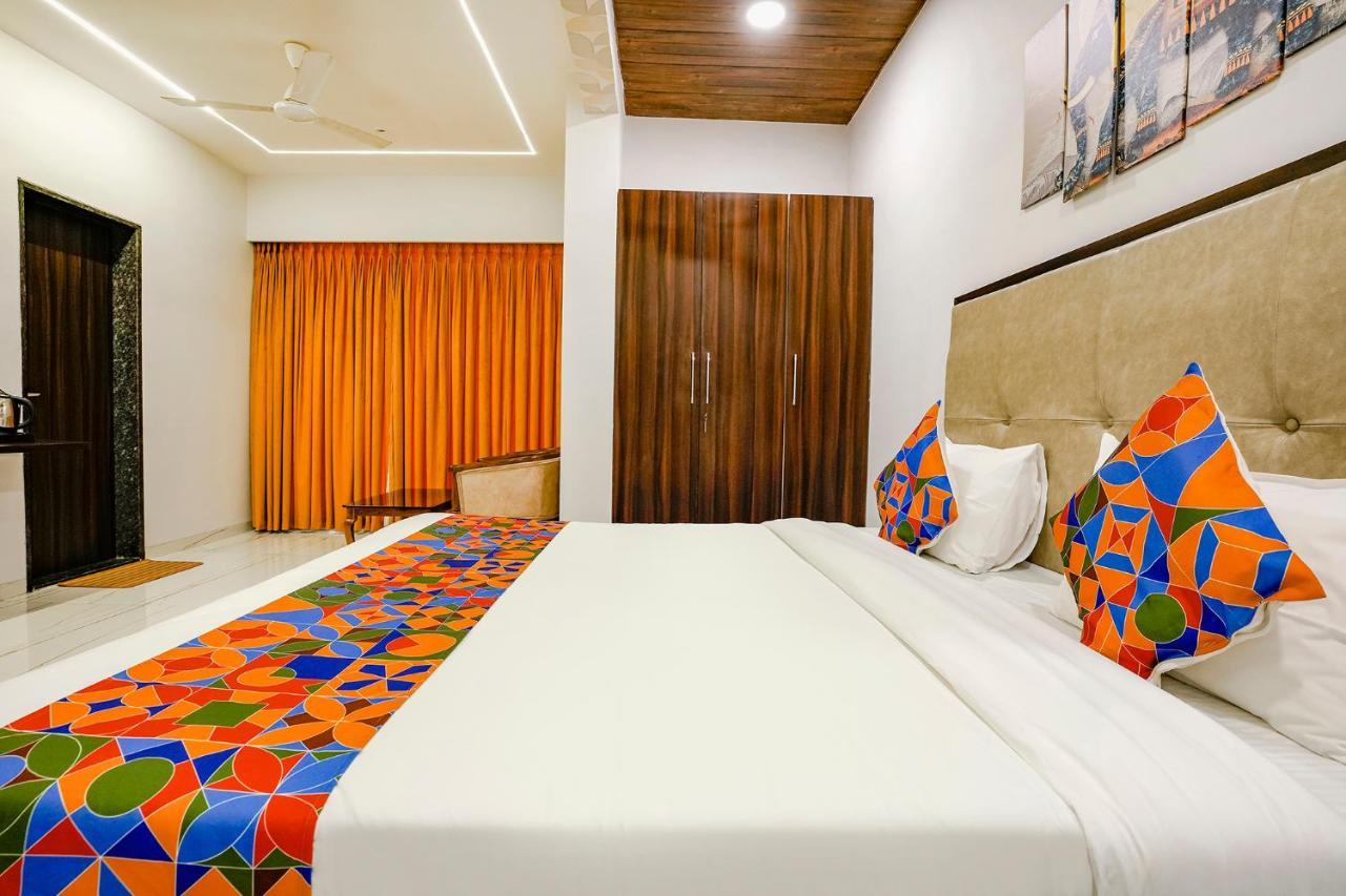 Fabhotel Swaraj Shirgaon  ภายนอก รูปภาพ