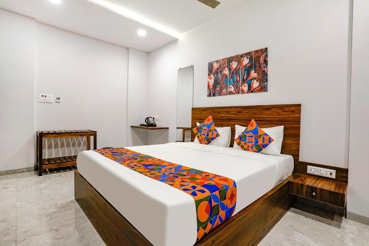 Fabhotel Swaraj Shirgaon  ภายนอก รูปภาพ