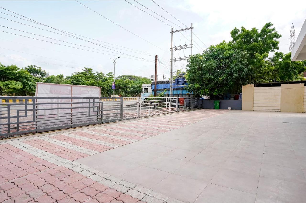 Fabhotel Swaraj Shirgaon  ภายนอก รูปภาพ