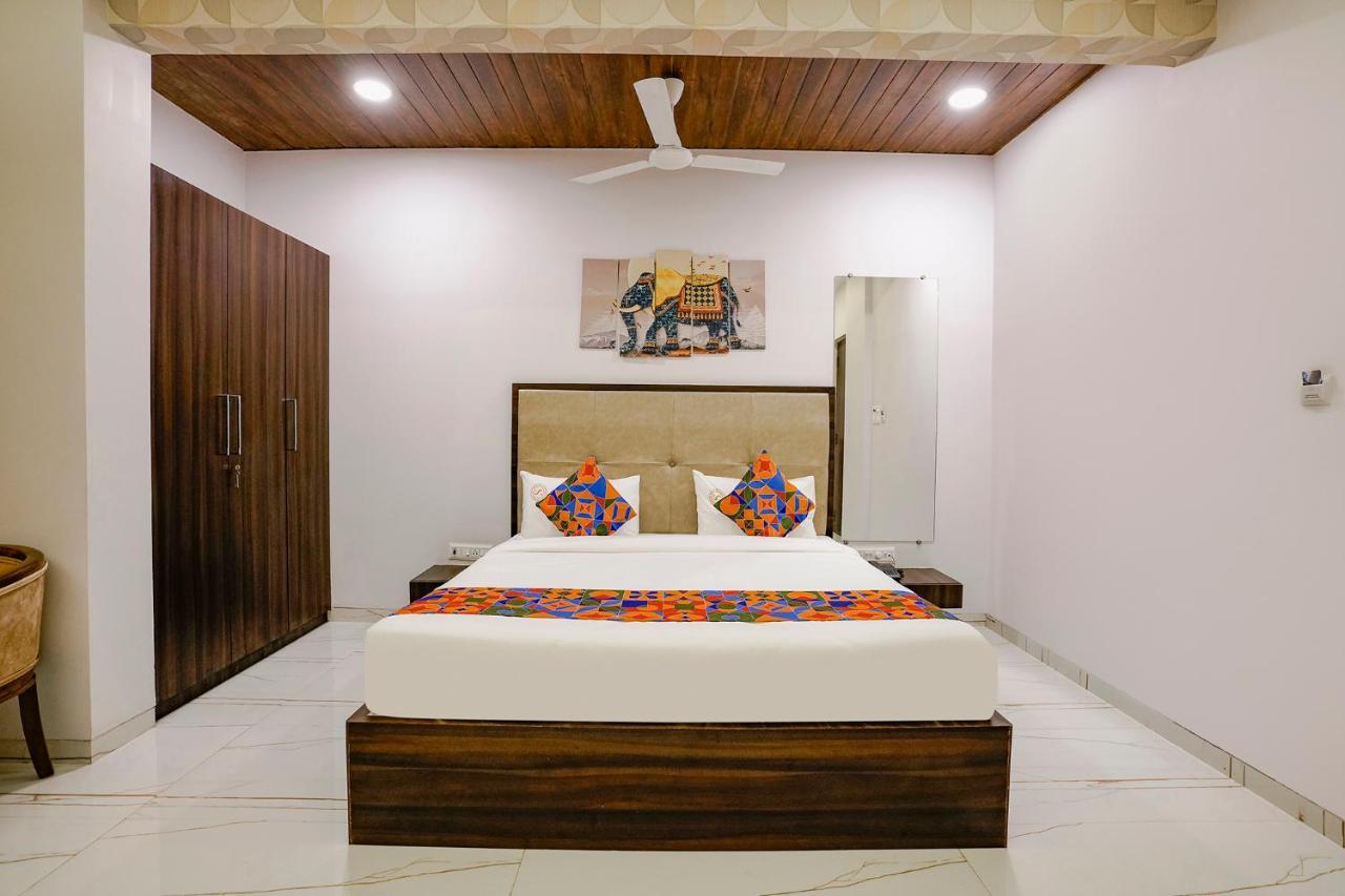 Fabhotel Swaraj Shirgaon  ภายนอก รูปภาพ