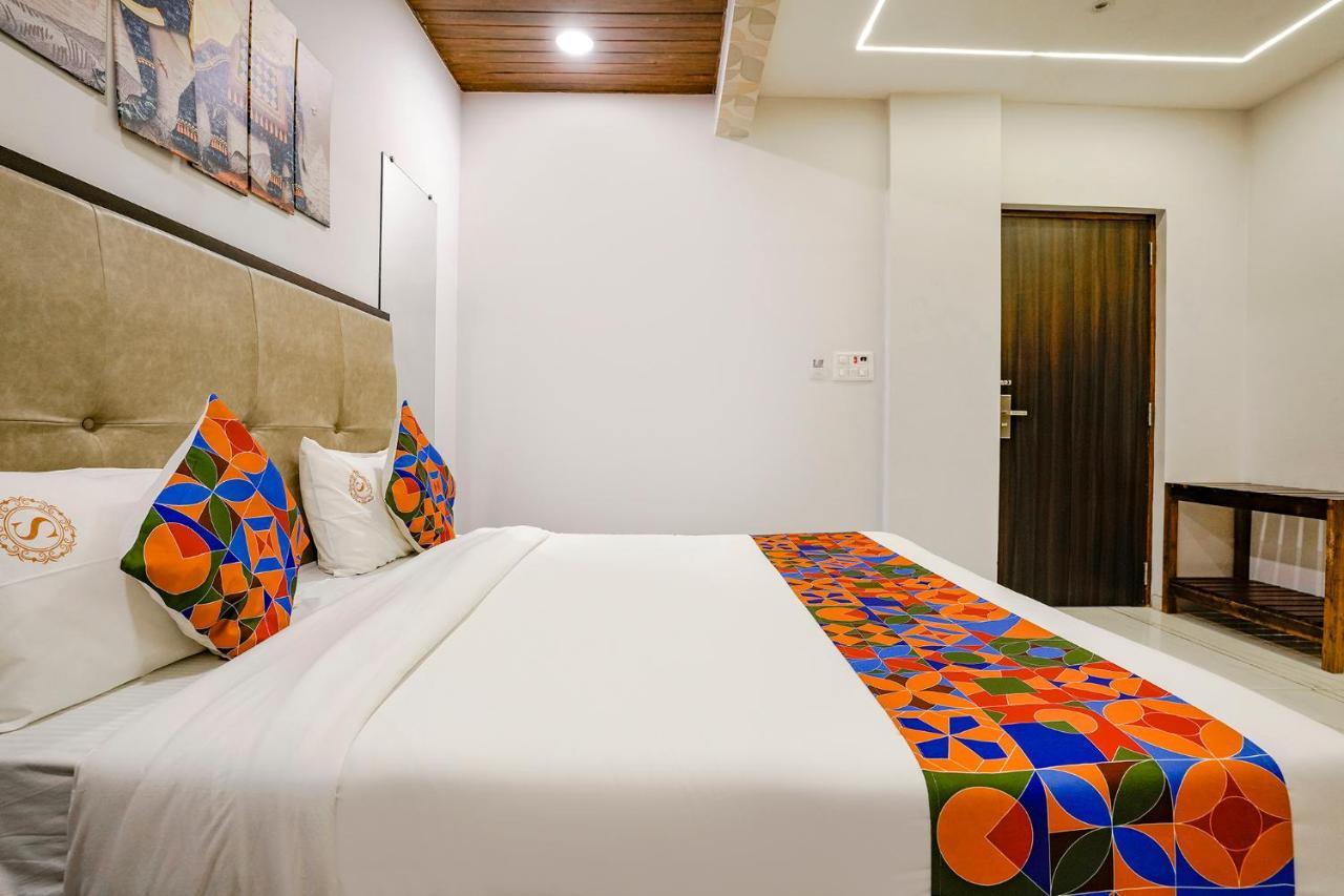 Fabhotel Swaraj Shirgaon  ภายนอก รูปภาพ
